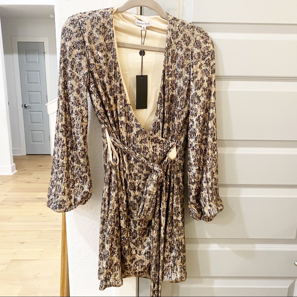 NWT Gianni Bini Leopard Sequin Wrap Dress - Picture 3 of 6